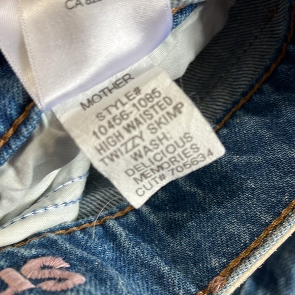 Mother Snacks High Waisted Twizzy Skimp Jeans Size 26 NWT - Picture 10 of 13